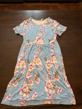 Women’s Blue Floral Short Sleeve Casual Dress
